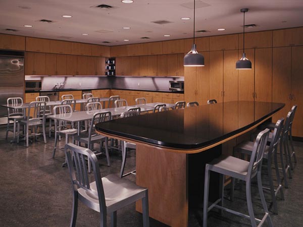 濟南辦公室裝修設計中的色彩搭配雷區(qū)你知道嗎